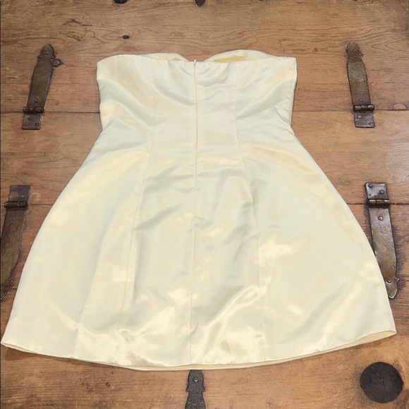 Peppermayo Exclusive - Girl Crush Bow Mini Dress  yellow size 6 - Picture 10 of 11